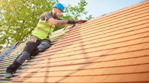 Best Roof Installation  in Marshalltown, IA